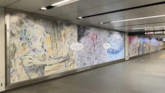 東京・渋谷駅にある東横渋谷スーパーボードの掲出写真。