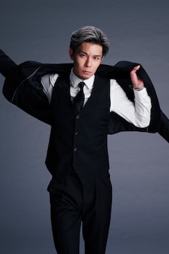 柿澤勇人演じる嗣江宗助 (c)「終のひと」製作委員会